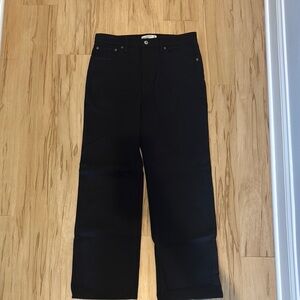 Abercrombie and fitch. 90s relaxed jean - high rise